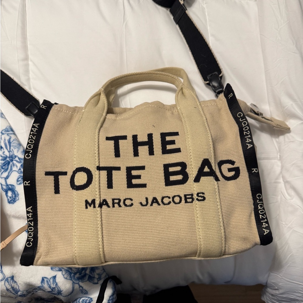 Marc Jacobs Beige Tote Bag